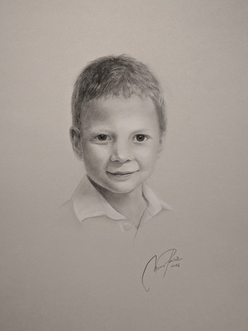 portret s svinčnikom/ogljem